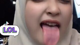 BU Guru Viral Jilbab Body Goals Nilai Sempurna Lagi Pamer Aset diKelas Saat Sepi Top Trend 2025